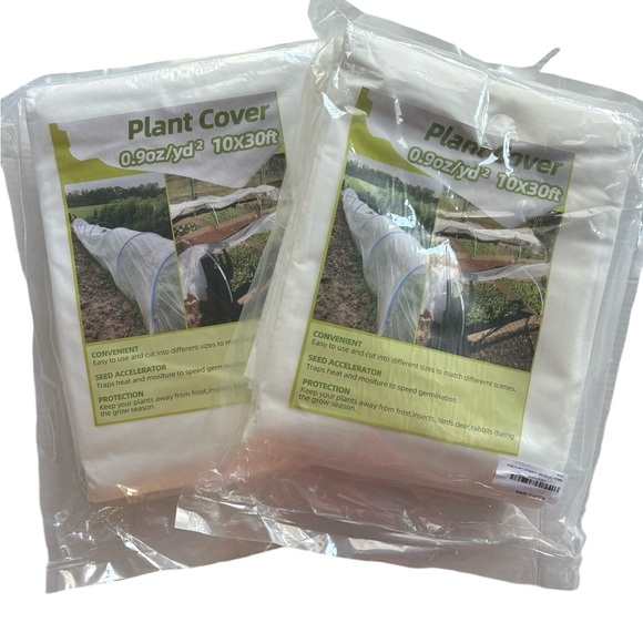 CJGQ (x2) 10’x30’ Polypropylene Plant Cover Blankets, Winter Protection Anti Bug - Picture 9 of 9